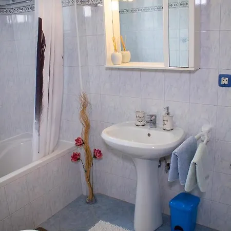 Adry With Balcony, Free Parking & Bikes Rovinj