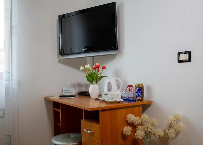 Gasthuis Adry With Balcony, Free Parking & Bikes Rovinj