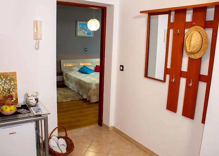 Adry With Balcony, Free Parking & Bikes 4* Rovinj