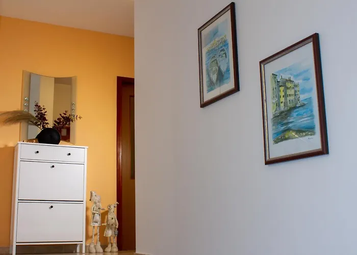 Adry With Balcony, Free Parking & Bikes Rovinj