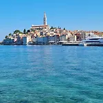Gæstehus Adry With Balcony, Free Parking & Bikes Rovinj